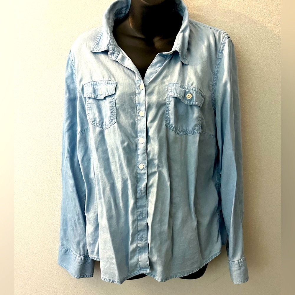 Crown & Ivy denim look super soft long sleeved button up size L